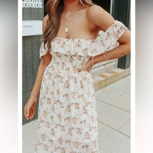 on/off the shoulder maxi dress!!
